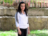 NURCAN TAYLAN - Dünya Rekortmeni Taylan Eski Formuna Kavuştu