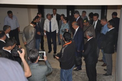 İnşaatı Beğenmeyen Validen Fırça Açıklaması