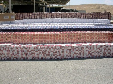Kilis'te Gümrük Kaçağı Mallar Ele Geçirildi