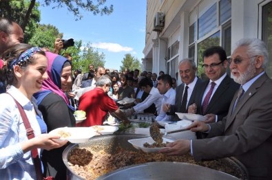 Mardin'de 4'Üncü Geleneksel Bulgur Pilavı Festivali Yapıldı
