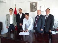 Muğlaspor'da Teknik Patron Tekin İmzaladı