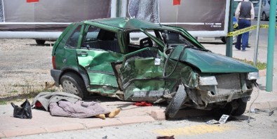 Nevşehir'de Feci Kaza Açıklaması 2 Ölü, 3 Yaralı