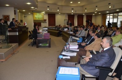 Osmangazi'de Stadyum Ve Tower Plaza Tartışması