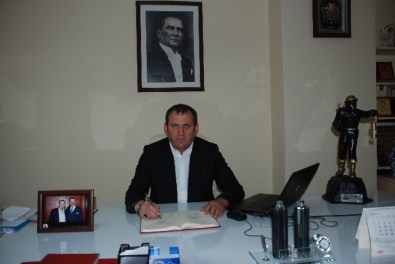 Özcan Adaylardan Proje Ve Çözüm Önerisi İstedi