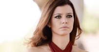 BEREN SAAT - Beren Saat İsyan Etti