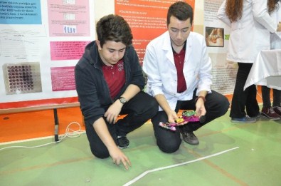 Geleceğin ‘Bilim Adamları'Projelerini Sergiledi