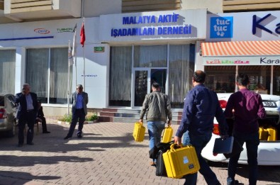 İş Adamları Derneğinde Polis Araması