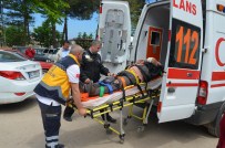 ATİLLA KOÇ - Köpeğe Çarpan Motosiklet Sürücüsü Yaralandı