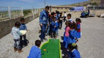 EBRU SANATı - Mobil Gençlik Merkezi Köy Çocuklarıyla Bir Araya Geldi