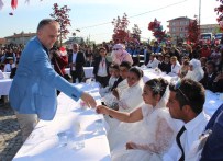 CEMAL HÜSNÜ KANSIZ - Roman Çiftler, Hıdrellez Şenliği'nde Yıllar Sonra Evlilik Heyecanı Yaşadı
