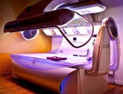 Bakanlık solaryumu 18 yaş altına yasaklıyor!