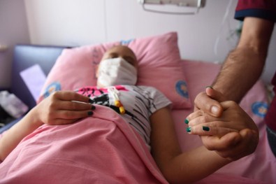 17 Yaşında Önce İlik Sonra Doku Nakli Oldu