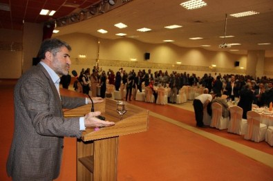 AK Partili Nebati, Tüm Salonu Ayağa Kaldırdı