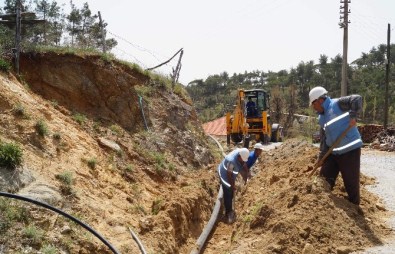 ASKİ Bozdoğan'da Yoğun Çalışıyor