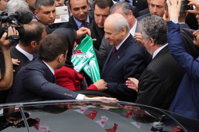 Bahçeli Bursaspor Atkısını Takmadı