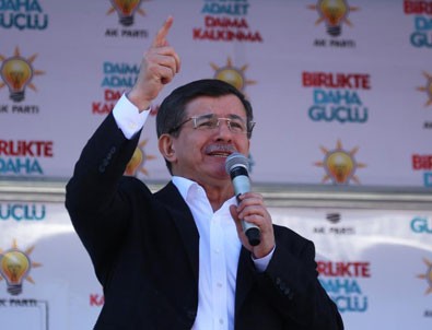 Başbakan Davutoğlu Bitlis mitinginde konuştu