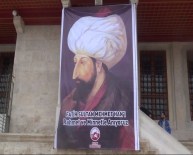 Fatih Sultan Mehmet Han Kabri Başında Anıldı