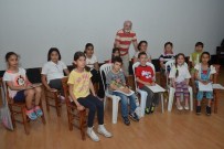 ÇOCUK KOROSU - Foça Belediyesi Çocuk Korosu Küçük Solistler Yetiştirecek