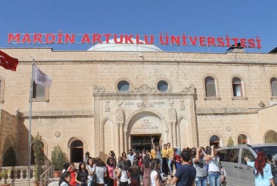 Genç Akademisyenler Mardin'de Buluştu