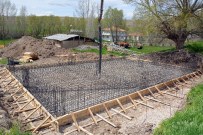 FERAMUZ ÜSTÜN - Karaçayır Köyünde Kültür Evi'nin Temeli Atıldı