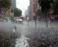 BAHAR YAĞMURLARI - Konya'da Sağanak Yağmur Ve Dolu Yağışı
