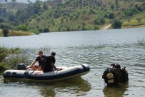 MAXIM - Rus Turistler Baraj Göletine Düşen Araçtan Sağ Çıktı