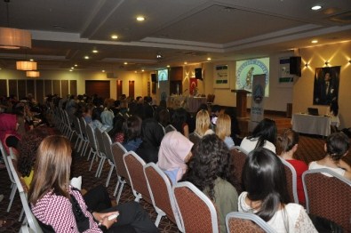 Sandıklı'da 'Yenilikçi Ve Girişimci Kadınların Başarısı'Paneli
