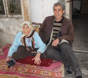 Annesine Bakabilmek İçin Hiç Evlenmedi