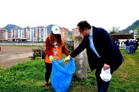 ÖĞRENCİ KONSEYİ - Giresun Belediye Başkanı Kerim Aksu Öğrenciler İle Birlikte Çöp Topladı
