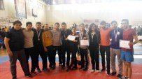 MSKÜ Kickboks'ta 5 Madalya İle Döndü