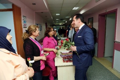 Tok'tan Anneler Ve Hemşirelere Kutlama