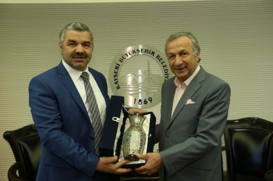 Ulusoy'dan Erciyes'e Övgü