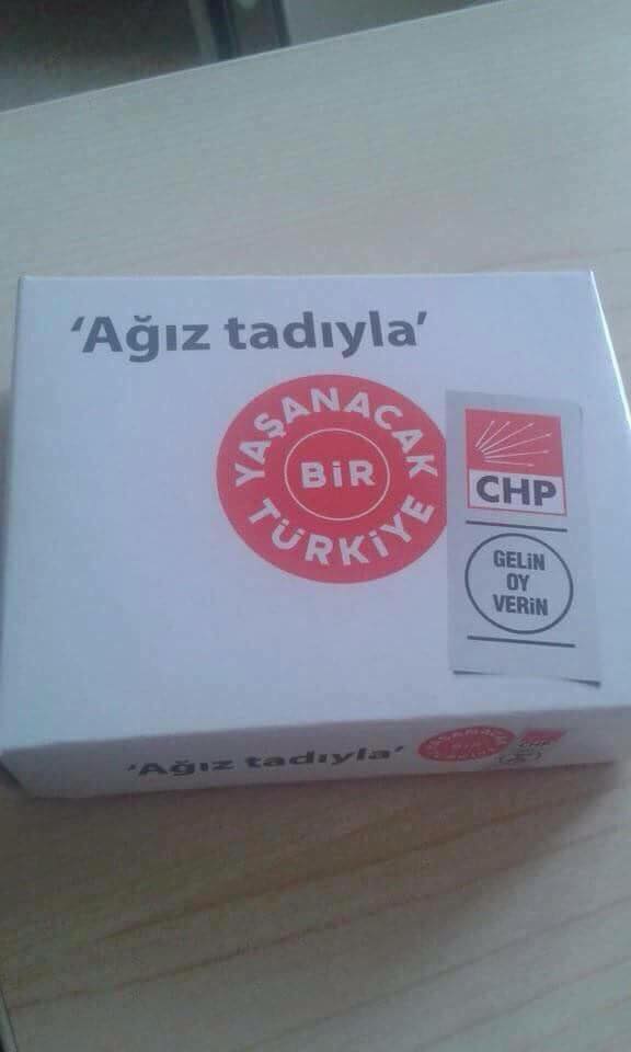 CHP seçimler öncesi şeker de dağıtmaya başladı