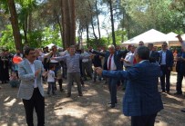 MUZAFFER YURTTAŞ - CHP Ve AK Partili Vekiller Karşılıklı Oynadı