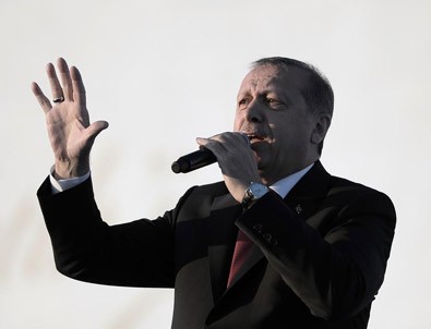 Cumhurbaşkanı Erdoğan: Bar sanatçısı gibi pazarlıyorlar
