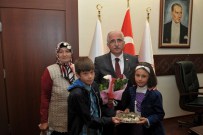 BERAT KANDILI - Harçlıklarını Cami Yapımına Bağışladılar