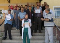 İŞ BIRAKMA EYLEMİ - Sağlık Çalışanları Öldürülen Doktor İçin İş Bıraktı