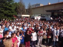 TÜRK TABIPLER BIRLIĞI - Sağlıkçılar Öldürülen Dr Furtun İçin Yasta, İsyanda