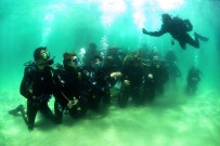 DALIŞ TURİZMİ - Selfie Çılgınlığı Su Altında Da Başladı