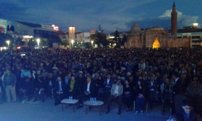 Yılın En'leri 'Kırşehir Posta Gazetesi'nin Düzenlediği Törenle Ödüllerini Aldı