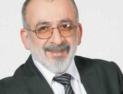 Ahmet Kekeç: Sen koltuğunu kurtarmaya bak