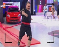 ATV - Bülent Serttaş yere çakıldı!