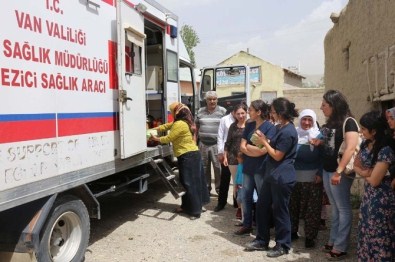 Gürpınar'da Sağlık Taraması