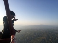 DEFİLE - Kapadokya'ya Bayıldı