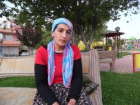 EDIP BUDAN - Koca Dayağından Bıkan Kadın Sokaklarda Yatıyor