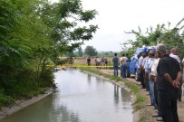 KADIN CESEDİ - Sulama Kanalında Kadın Cesedi Bulundu