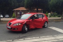 FATMA KÜÇÜK - Ünye'de Trafik Kazası Açıklaması 3 Yaralı