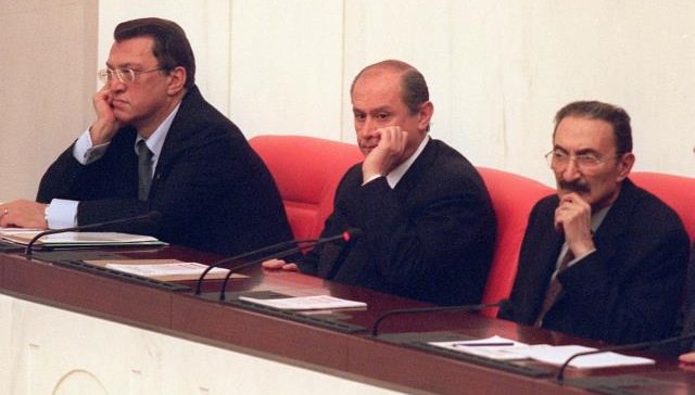 En uzun koalisyon 3.5 yıl sürdü