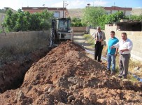 KANALİZASYON ÇALIŞMASI - Gaski Köklüce Mahallesinde İçme Suyu Şebekesi Ve Kanalizasyon Çalışması Başlattı
