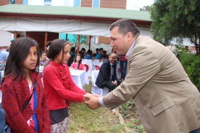 Taşova'da Başarılı Öğrenciler Ödüllendirildi